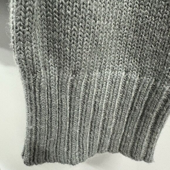 Harry Potter Gryffindor Sweater Small V-Neck Hogwarts Uniform Wizarding World - Picture 11 of 14